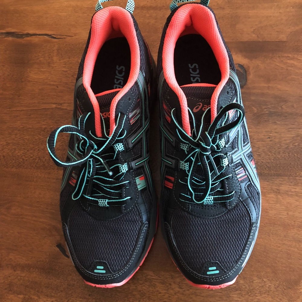Barely used ASICS running shoes